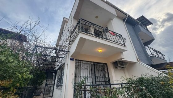 DAVUTLAR SATILIK 3+1 VİLLA